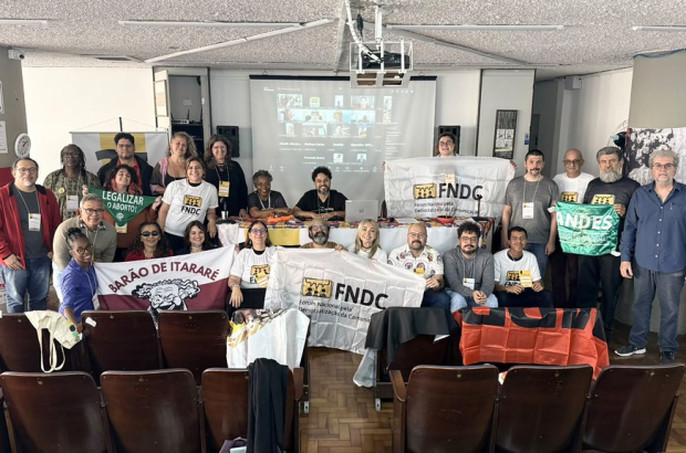 FNDC desafia candidaturas a assumir compromisso com a democratização da comunicação