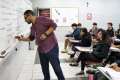 Educação de qualidade se faz com trabalho decente