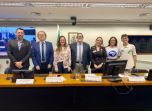 Superlotação de turmas: impacto na qualidade do ensino é tema de debate na Câmara