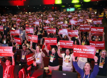 Solidariedade internacional fortalece a luta pela educação pública no 35º Congresso