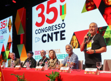 Vozes que fizeram história na CNTE abrem o segundo dia do 35º Congresso