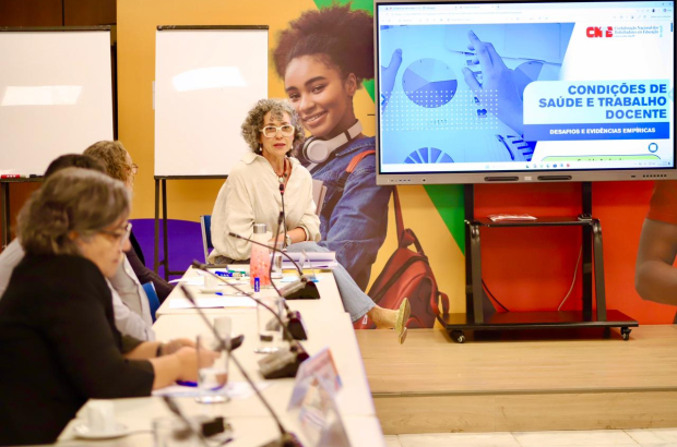 CNTE marca presença em workshop do MEC sobre saúde docente